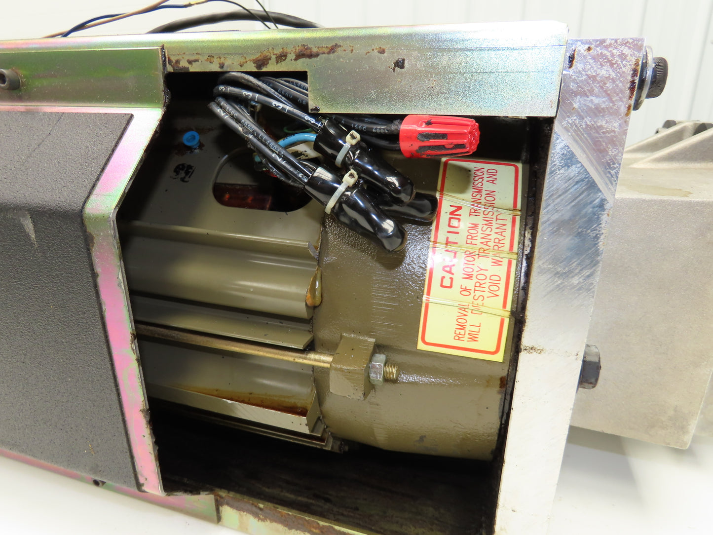 Hass VF-2 CNC Machining Spindle Motor 30Hp 8100 RPM Gear Reducer Belt Driven