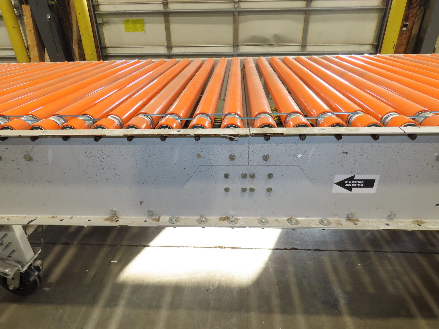 Roach 48"x 22' 6" Portable Roller Conveyor 115V Adj Speed O-Ring Belt Drive 30"H