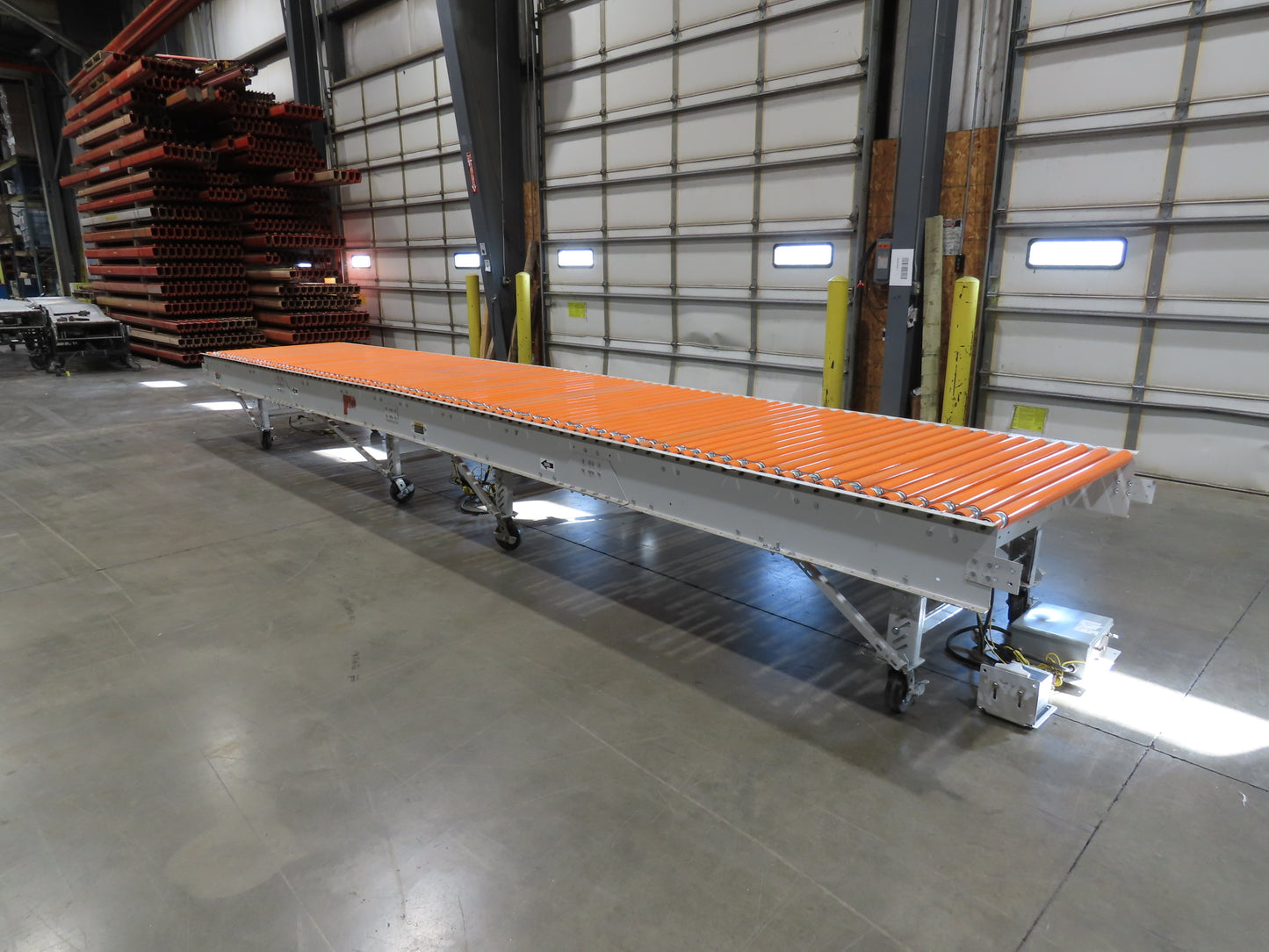 Roach 48"x 22' 6" Portable Roller Conveyor 115V Adj Speed O-Ring Belt Drive 30"H