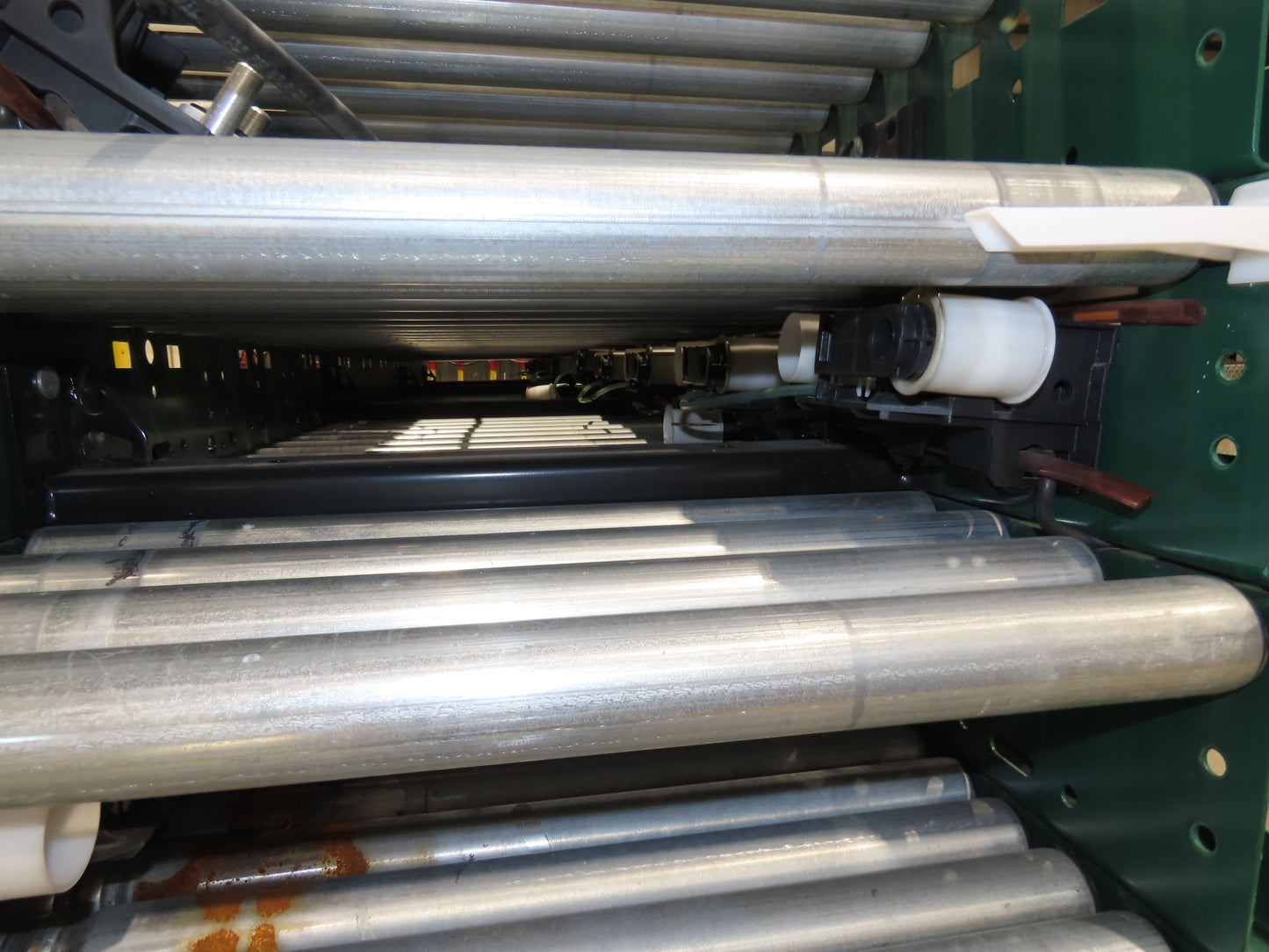 Dematic Rapistan 25"x 12' Gravity Roller Conveyor 22"BF 1.9"  5-Sections 60'L