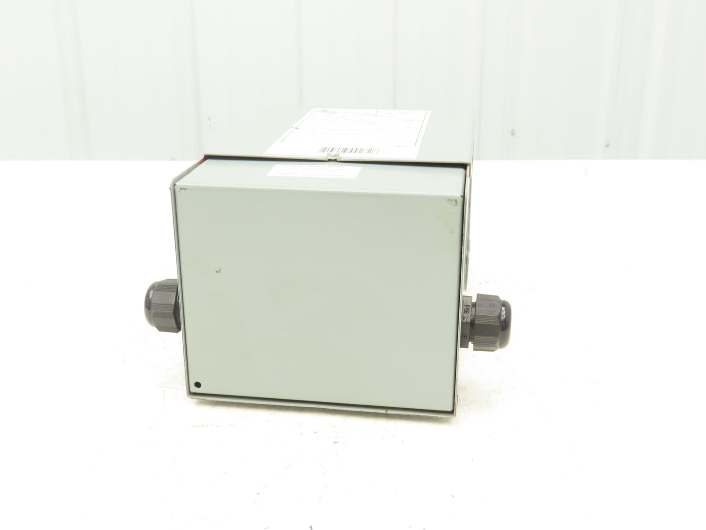 Hammond HPS Fortress C1F002WES Transformer 2kva 120/208/240/277V 1Ph 3R