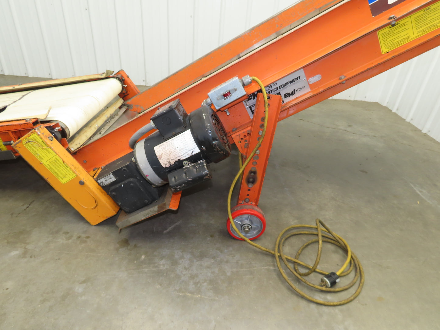 EMI Plastics CAR-24 Adjustable Flat to Incline Belt Conveyor 115V 1PH 40FPM