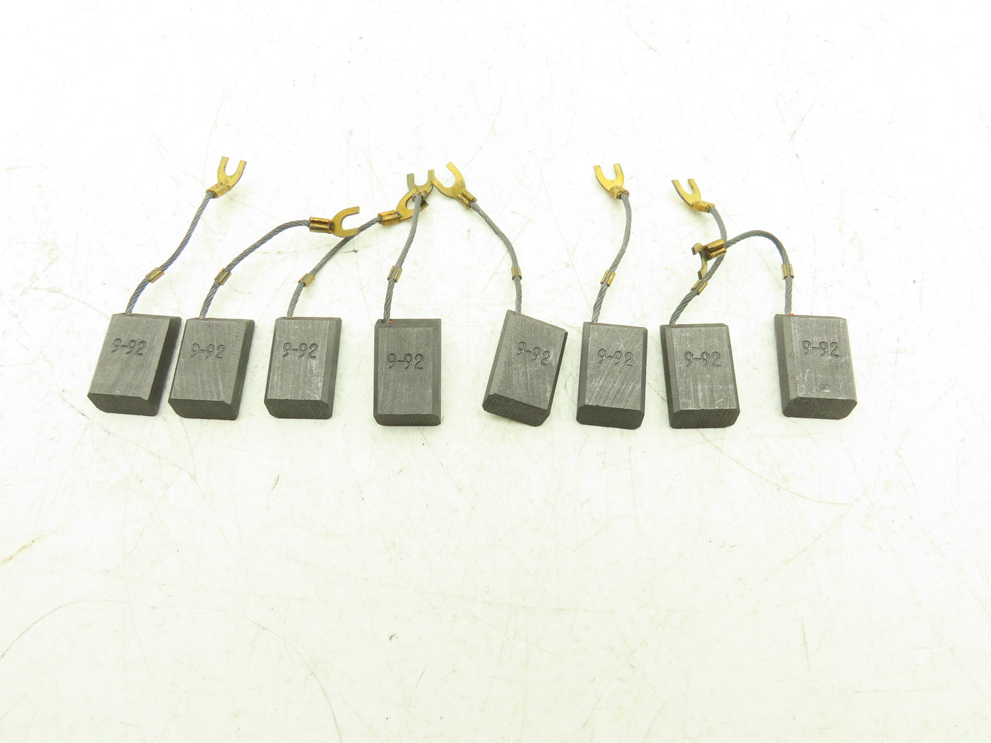 Carbon Products Operation R310 894A500P02 DC Electric Motor Brushes Lot of 8