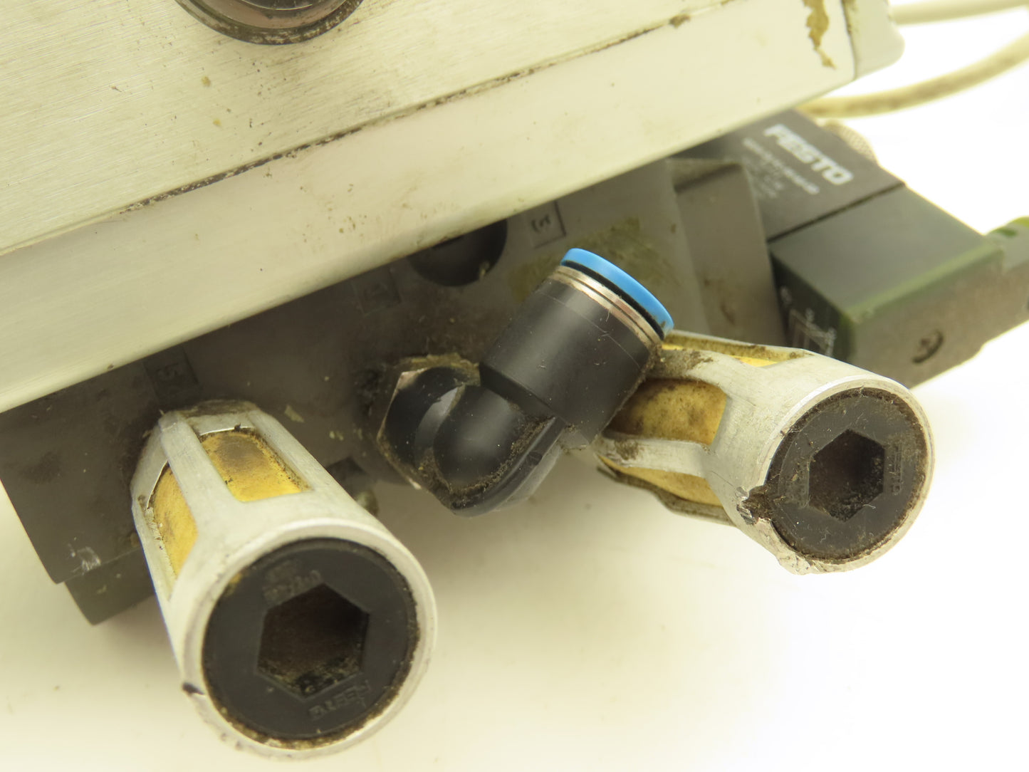 Festo 540516 1/4 Turn Pneumatic Actuator 1-1/2" NPT Stainless Ball Valve