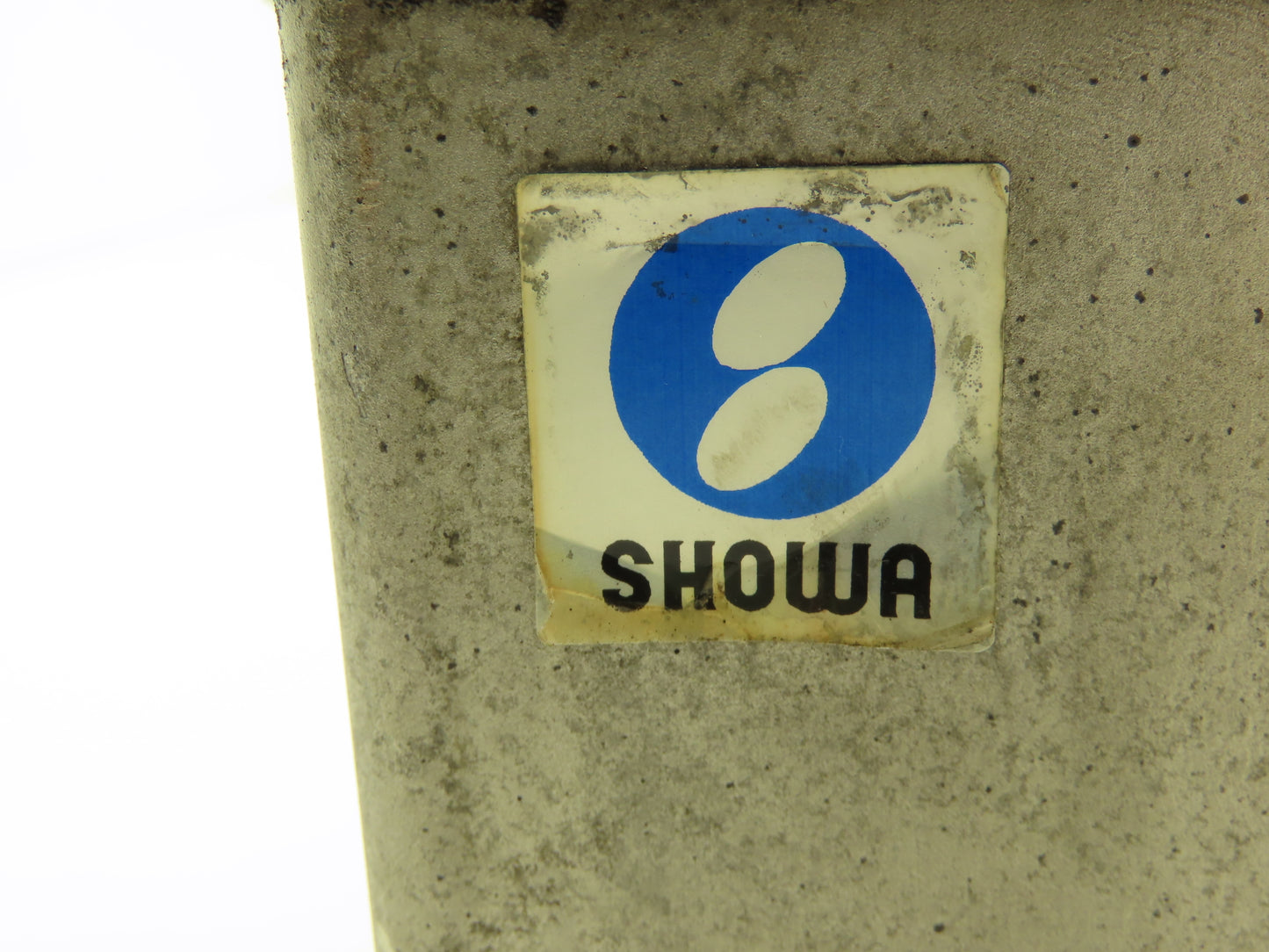 Showa LCB-4111C Lubricator Pump 0.1 L/min  1.2 Mpa 100VAC 2L Tank