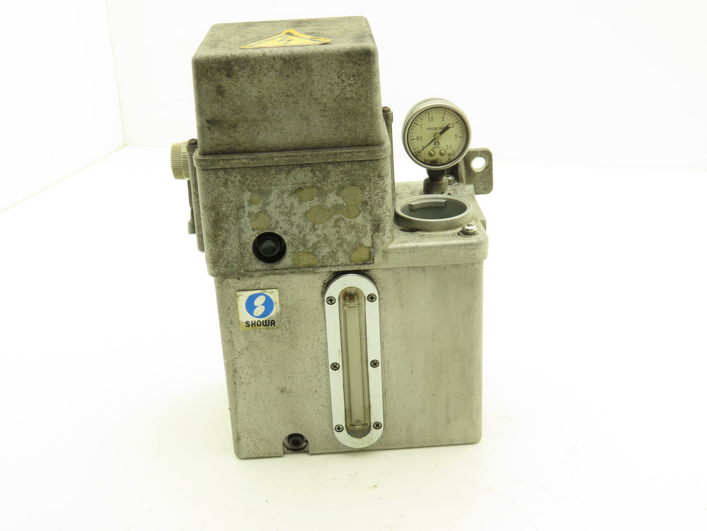 Showa LCB-4111C Lubricator Pump 0.1 L/min  1.2 Mpa 100VAC 2L Tank