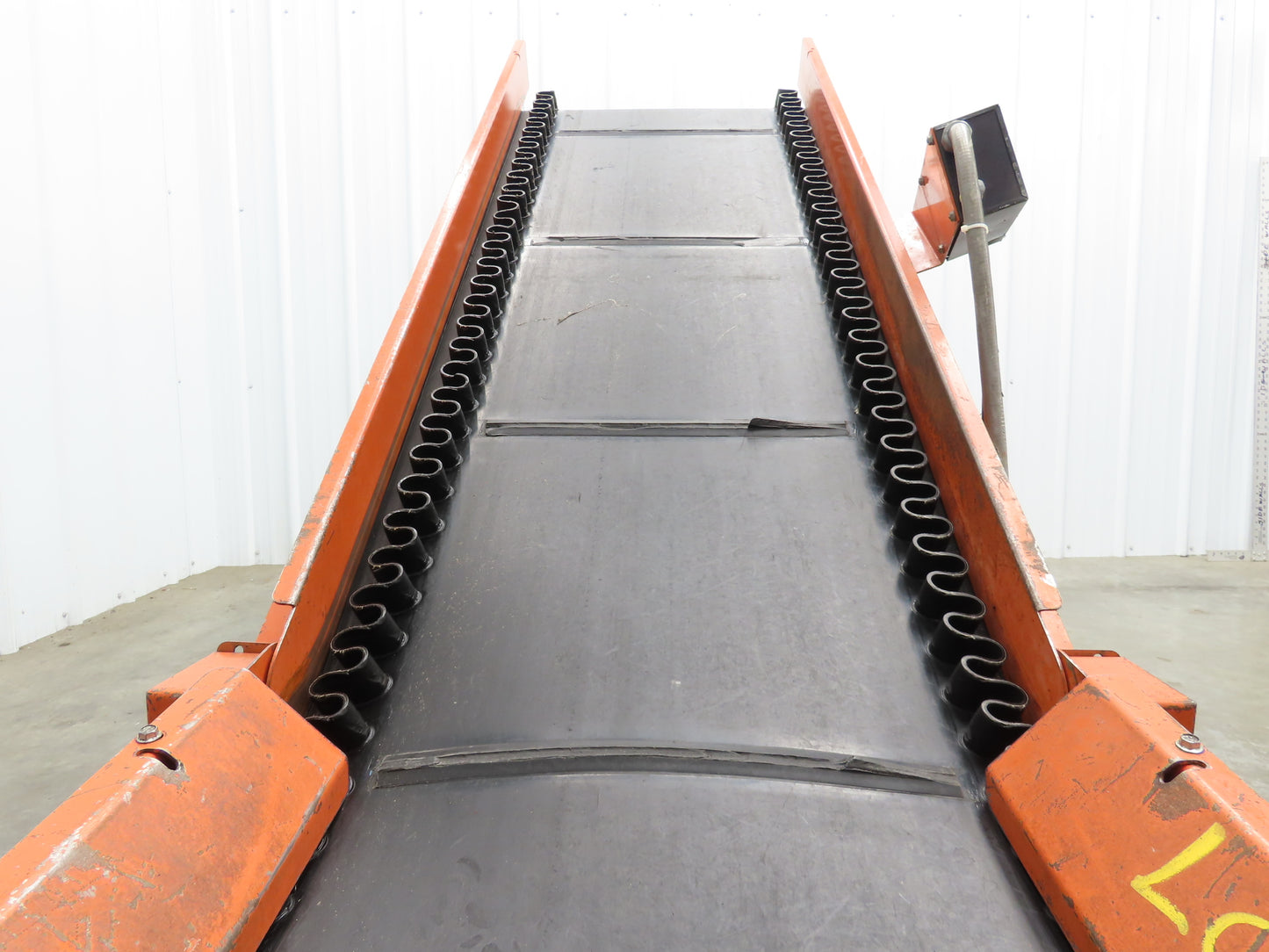EMI Plastics KKI-24 Adj Incline Belt Conveyor 115V 1PH Variable Speed 1-20FPM