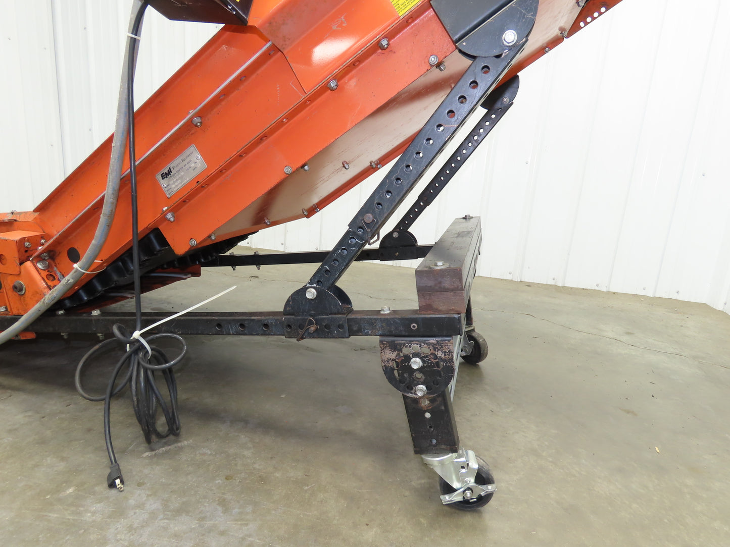 EMI Plastics KKI-24 Adj Incline Belt Conveyor 115V 1PH Variable Speed 1-20FPM