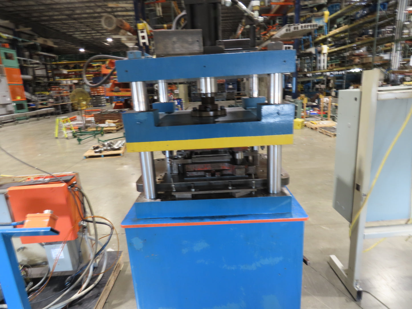 6 Ton 4-Post Vertical Press 24x24x16" 15Hp 460V Hydraulic Power Unit Punch Die