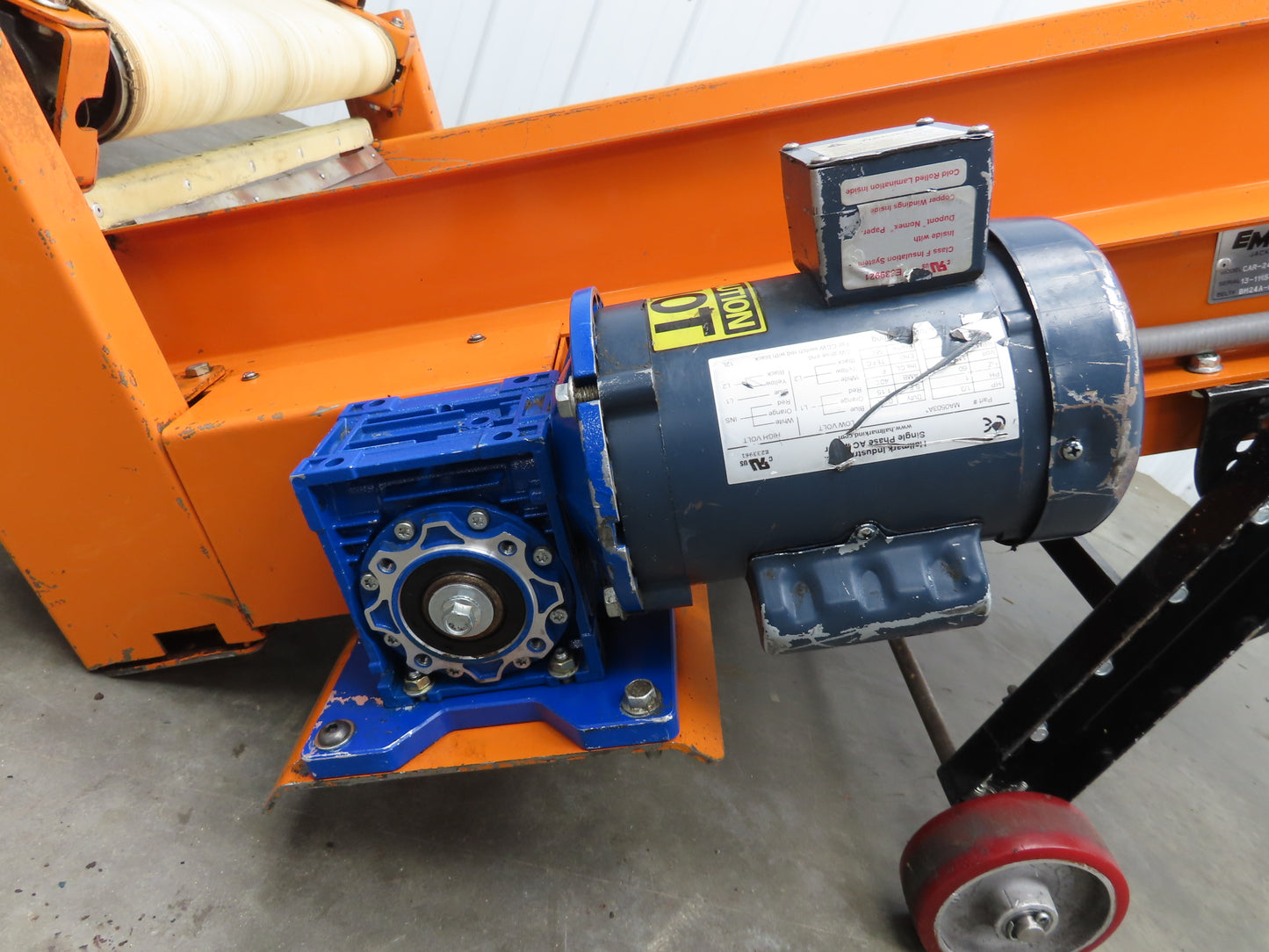 EMI Plastics CAR-24 Adjustable Flat to Incline Belt Conveyor 115V 1PH 20FPM