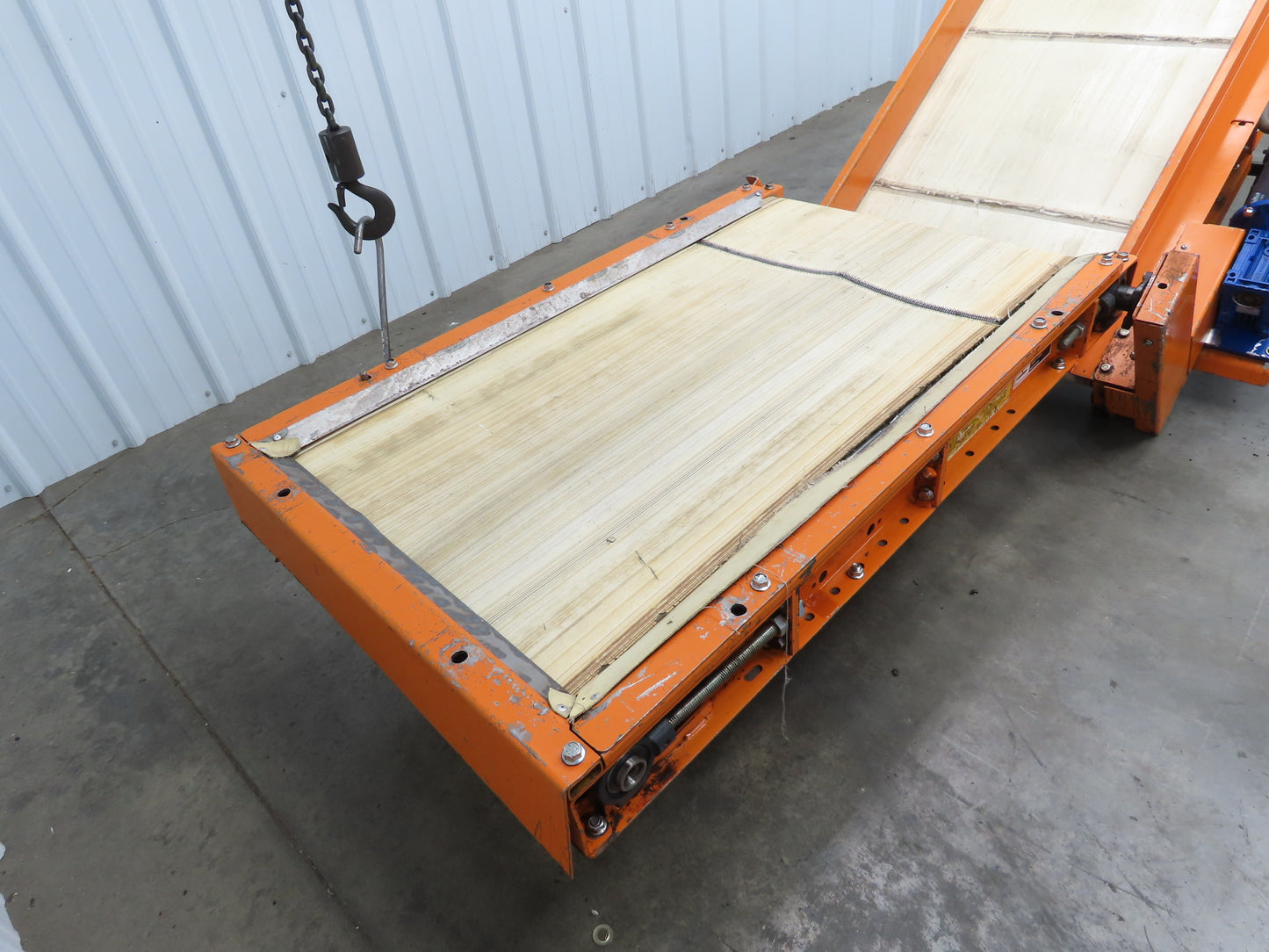 EMI Plastics CAR-24 Adjustable Flat to Incline Belt Conveyor 115V 1PH 20FPM