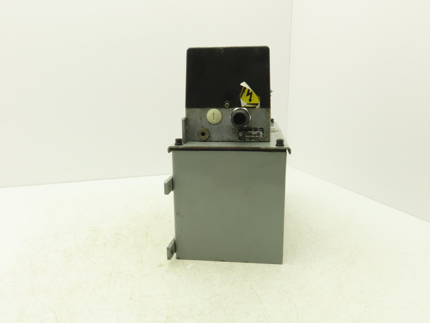 SKF MKU12-BW6-OI18+PSI Lubrication Pump Machine Oiler 6.7L Tank 0.1 L/Min 200V