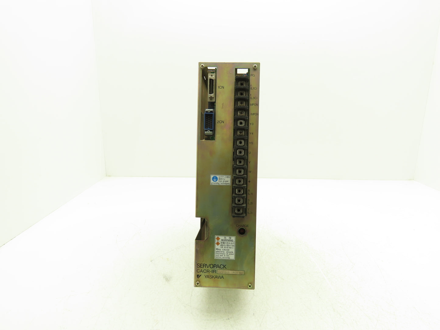 Yaskawa CACR-IR44SFBY8 P00 B12 Servo Drive Controller Servopack 5.9Hp 230VAC 3Ph