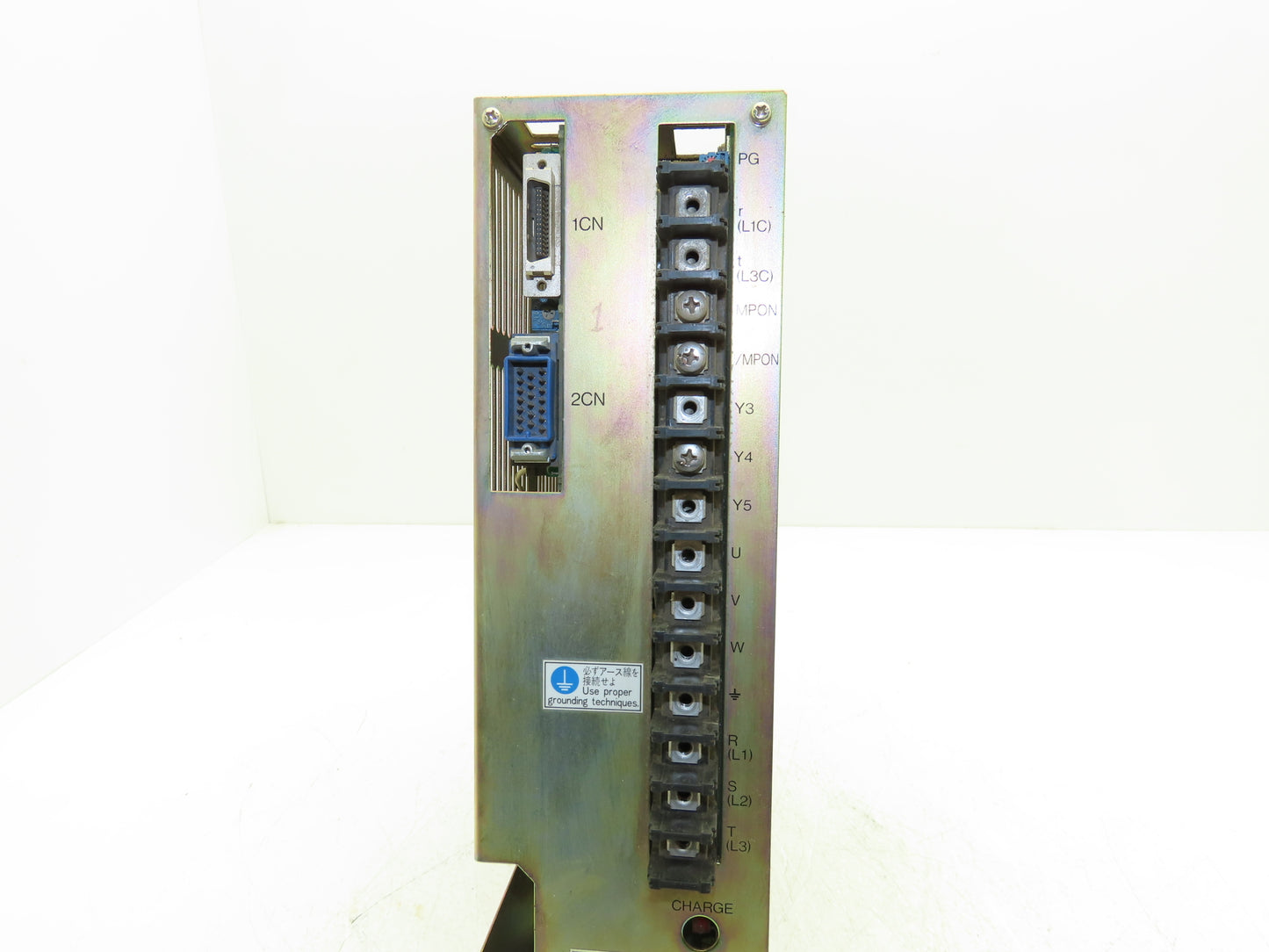 Yaskawa CACR-IR44SFBY8 P00 B12 Servo Drive Controller Servopack 5.9Hp 230VAC 3Ph