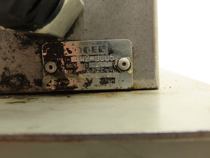 SKF MKU12-BW6-OI18 Lubrication Pump Machine Oiler 6.7L Tank 0.1 L/Min 200V