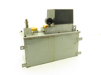 SKF MKU12-BW6-OI18 Lubrication Pump Machine Oiler 6.7L Tank 0.1 L/Min 200V