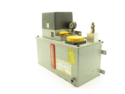 SKF MKU12-BW6-OI18 Lubrication Pump Machine Oiler 6.7L Tank 0.1 L/Min 200V