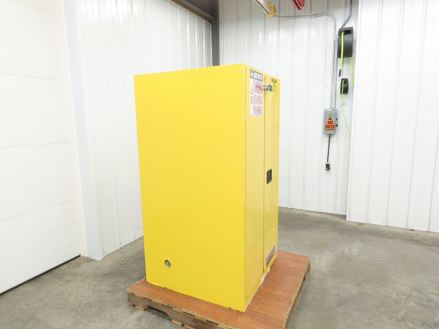 Justrite 896000 Flammable Safety Cabinet 60 Gallon Yellow Flammable Liquid