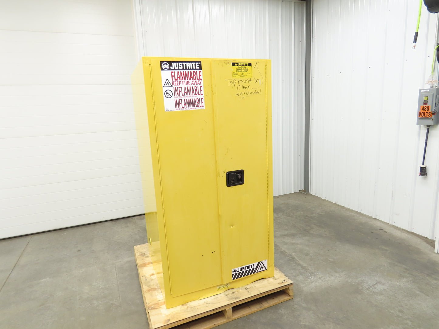 Justrite 896000 Flammable Safety Cabinet 60 Gallon Yellow Flammable Liquid