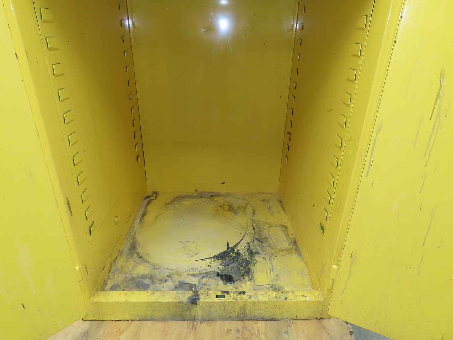 Jamco BM60 Flammable Safety Cabinet 60 Gallon Yellow Flammable Liquid