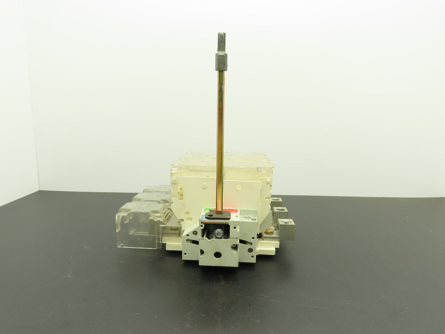 Telemecanique GS1 MU 3 J 200A Fused Disconnect Switch 3-Pole 200A 600VAC 250VDC