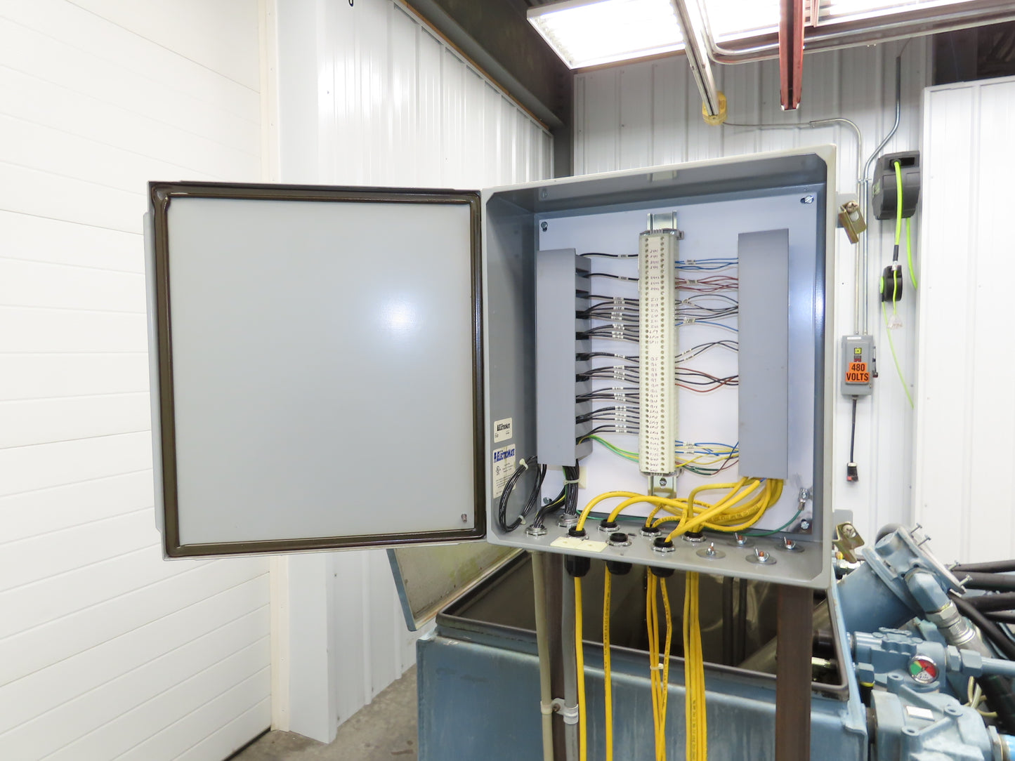 Oilgear Hydraulic Power Unit 90.9 GPM 3000 PSI 70 Hp Triple Pump 120 Gal