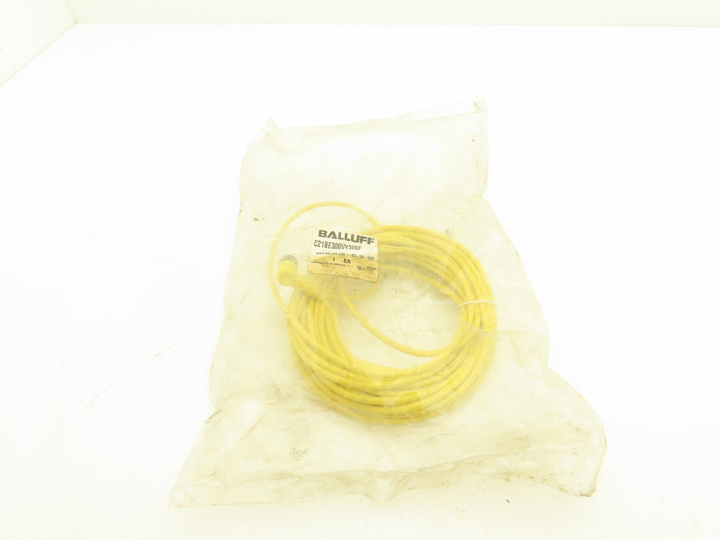 Balluff C21BE300VY300F Connector Cable 3 Pin Right Angle Female to Flying Leads