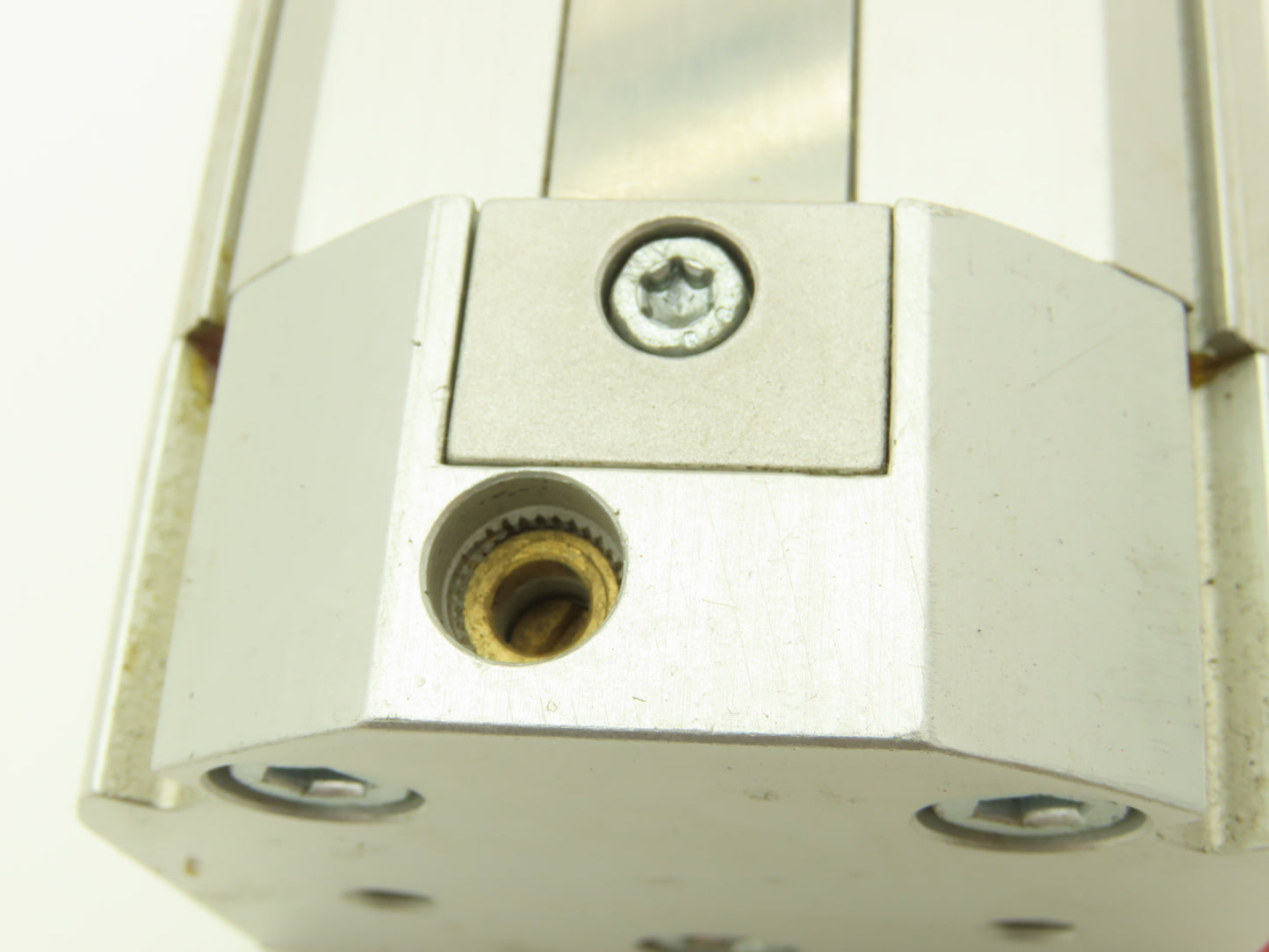 Rexroth R480618589 Pneumatic Air Rodless Cylinder 40mm Bore 406mm Stroke 8 Bar