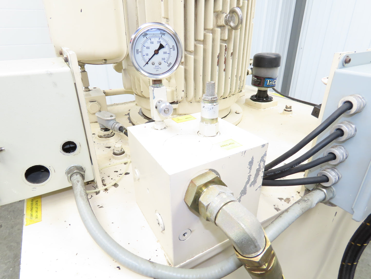 Parker PVP10030B2R6B3M10 Hydraulic Power Unit 45GPM 3000PSI 150 Gal Water Cooled