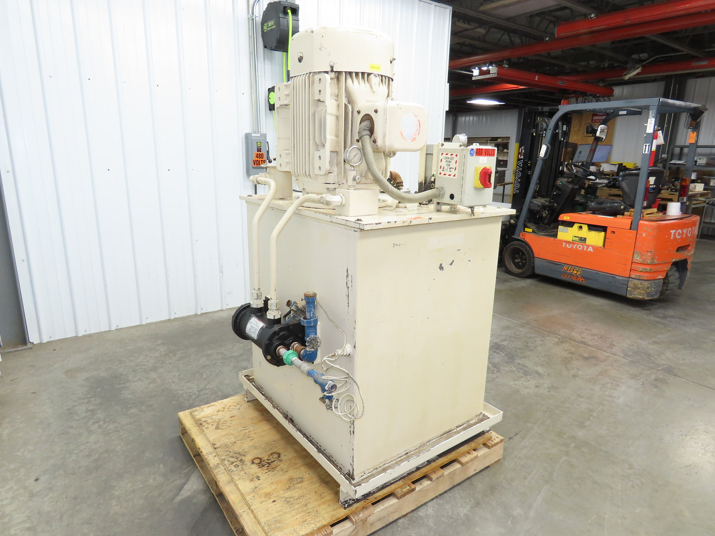 Parker PVP10030B2R6B3M10 Hydraulic Power Unit 45GPM 3000PSI 150 Gal Water Cooled