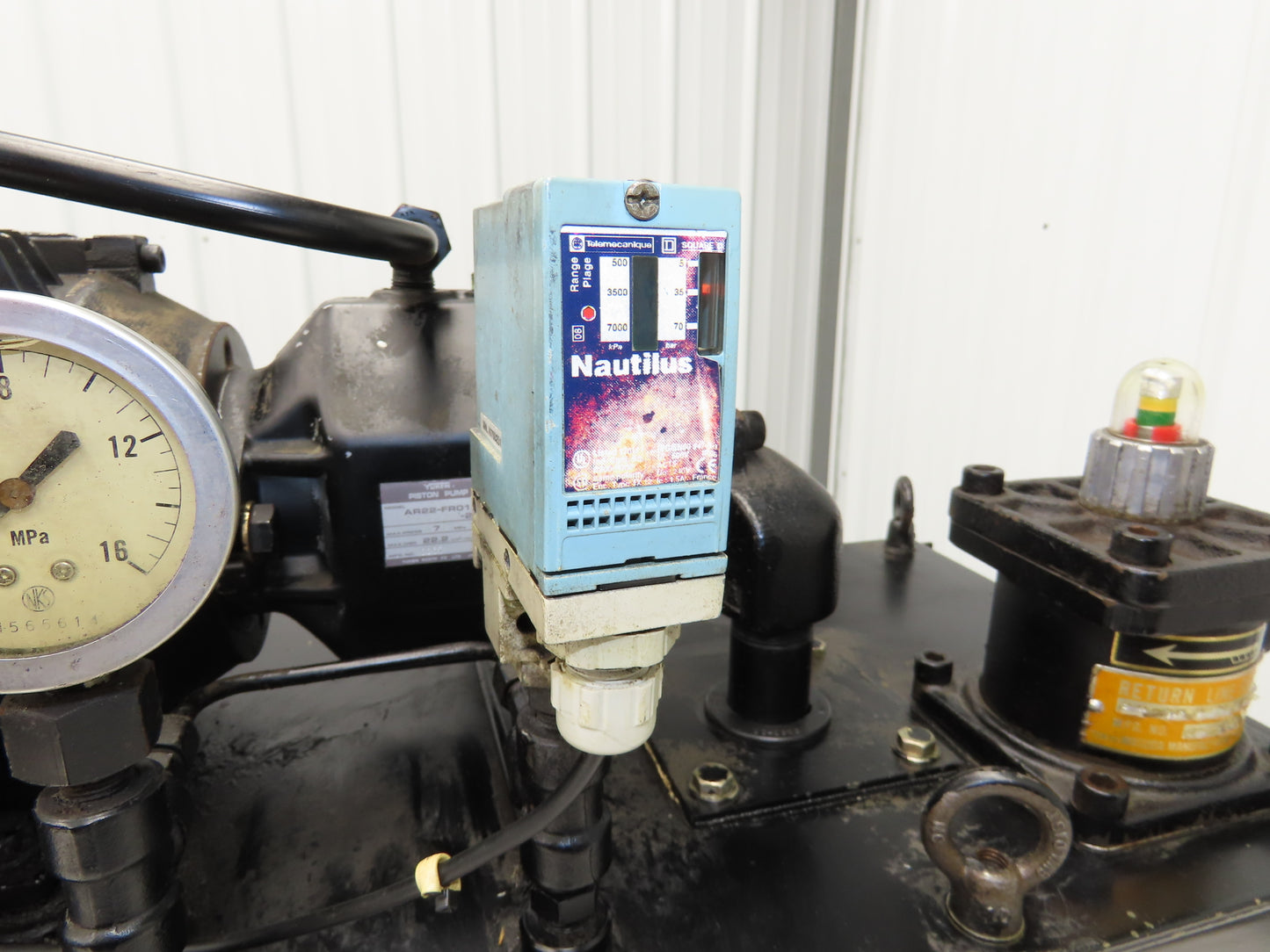 Yuken AR22-FR01B-20 Hydraulic Power Unit 10 Gal 10 GPM 1020psi 2.2kw 220V 3PH