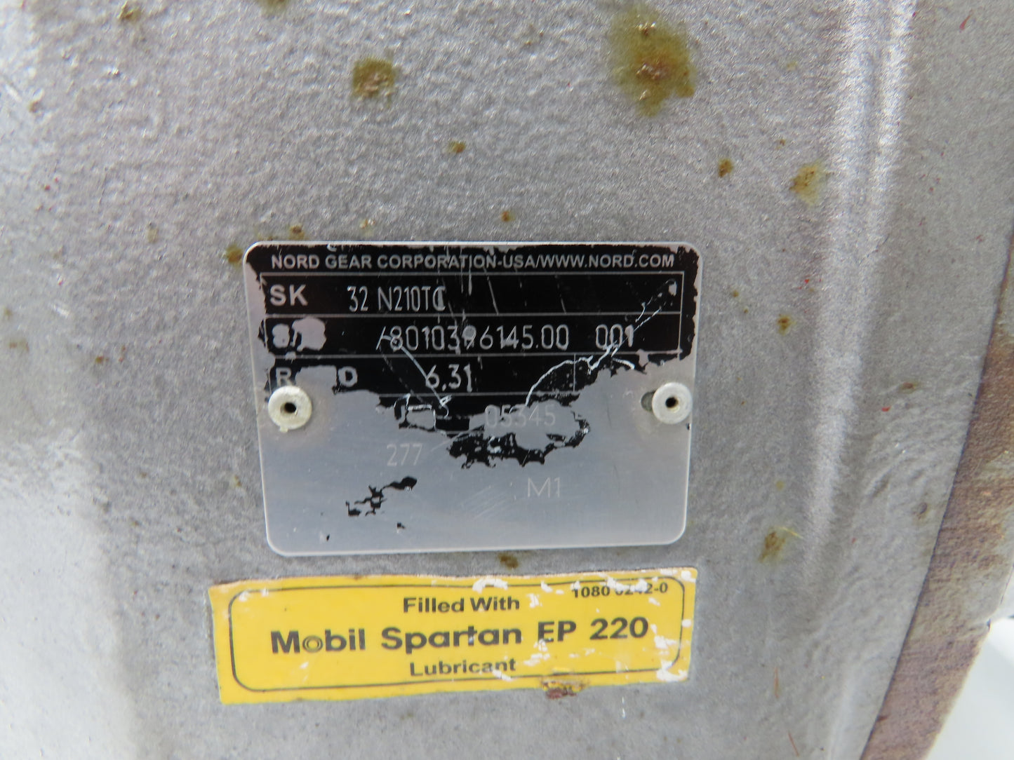 Nord SK32 N210TC Inline Helical Gear Reducer 6.31 Ratio Gearbox 277rpm 210TC