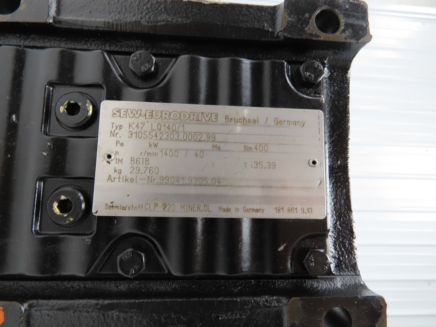 Sew Eurodrive K47 LQ140/1 Gearbox Reducer 35.39 Ratio 1400/40 RPM RH Output