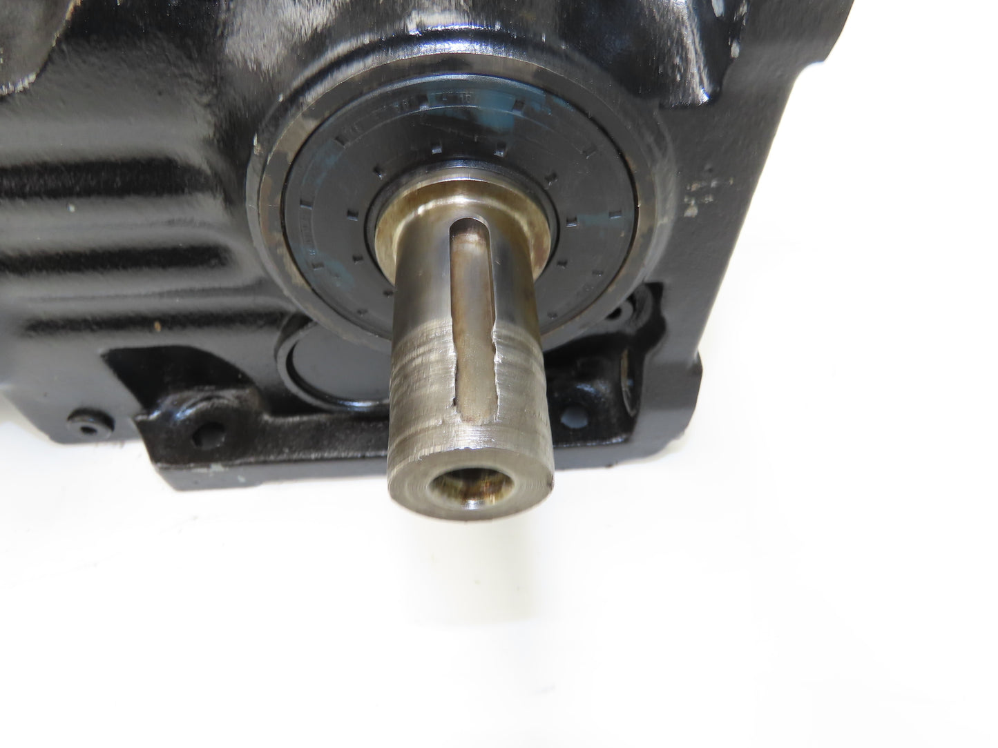 Sew Eurodrive K47 LQ140/1 Gearbox Reducer 35.39 Ratio 1400/40 RPM RH Output