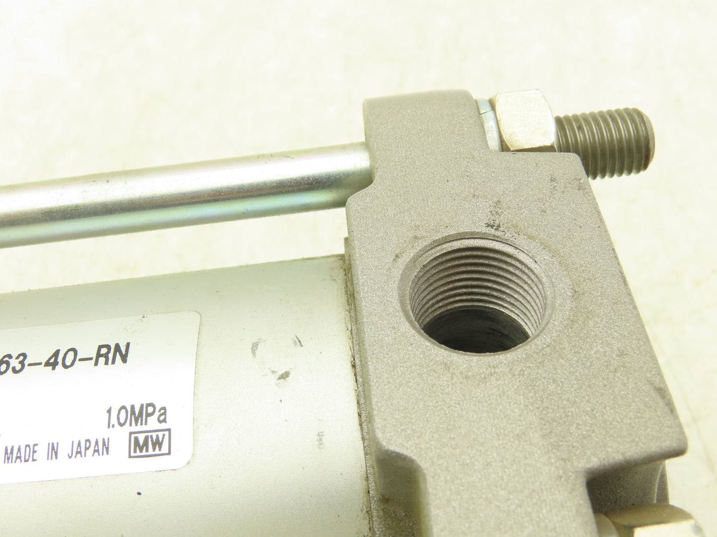 SMC CBA2F63-40-RN Pneumatic Air Cylinder 63mm Bore 40mm Stroke Rod Lock