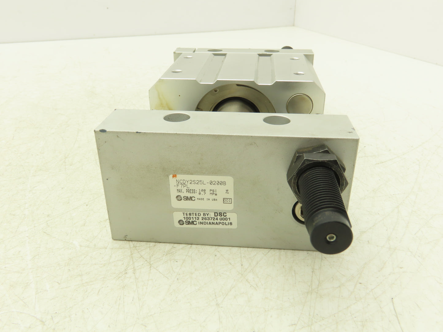 SMC Magnetically Coupled Rodless Pneumatic Air Cylinder 2" Stroke Slide Bearing