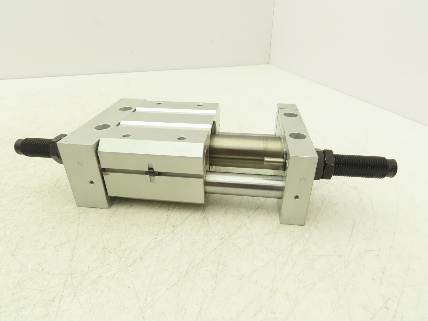 SMC Magnetically Coupled Rodless Pneumatic Air Cylinder 2" Stroke Slide Bearing