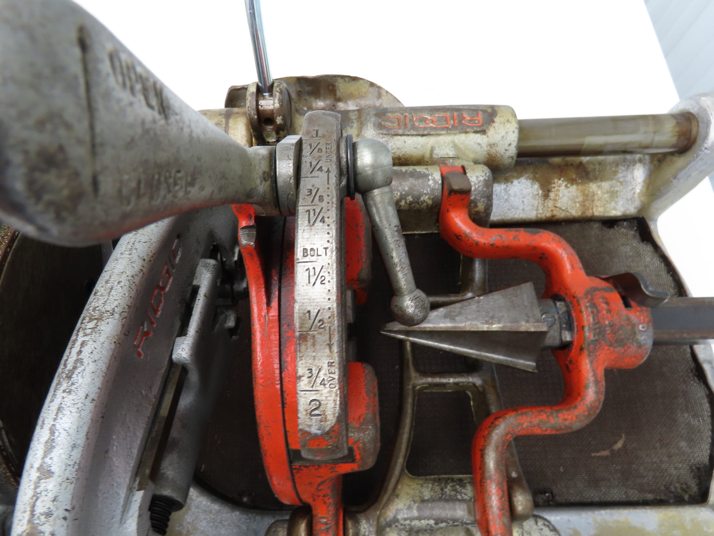 Ridgid 535 Power Pipe/Bolt Threader 120VAC 8A Die & Reamer Are OEM Went Through