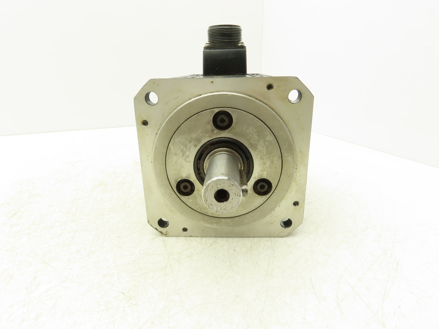 Mitsubishi HC-SF152K AC Servo Motor 1.5kw 122V 3PH  -Encoder OSA17-020