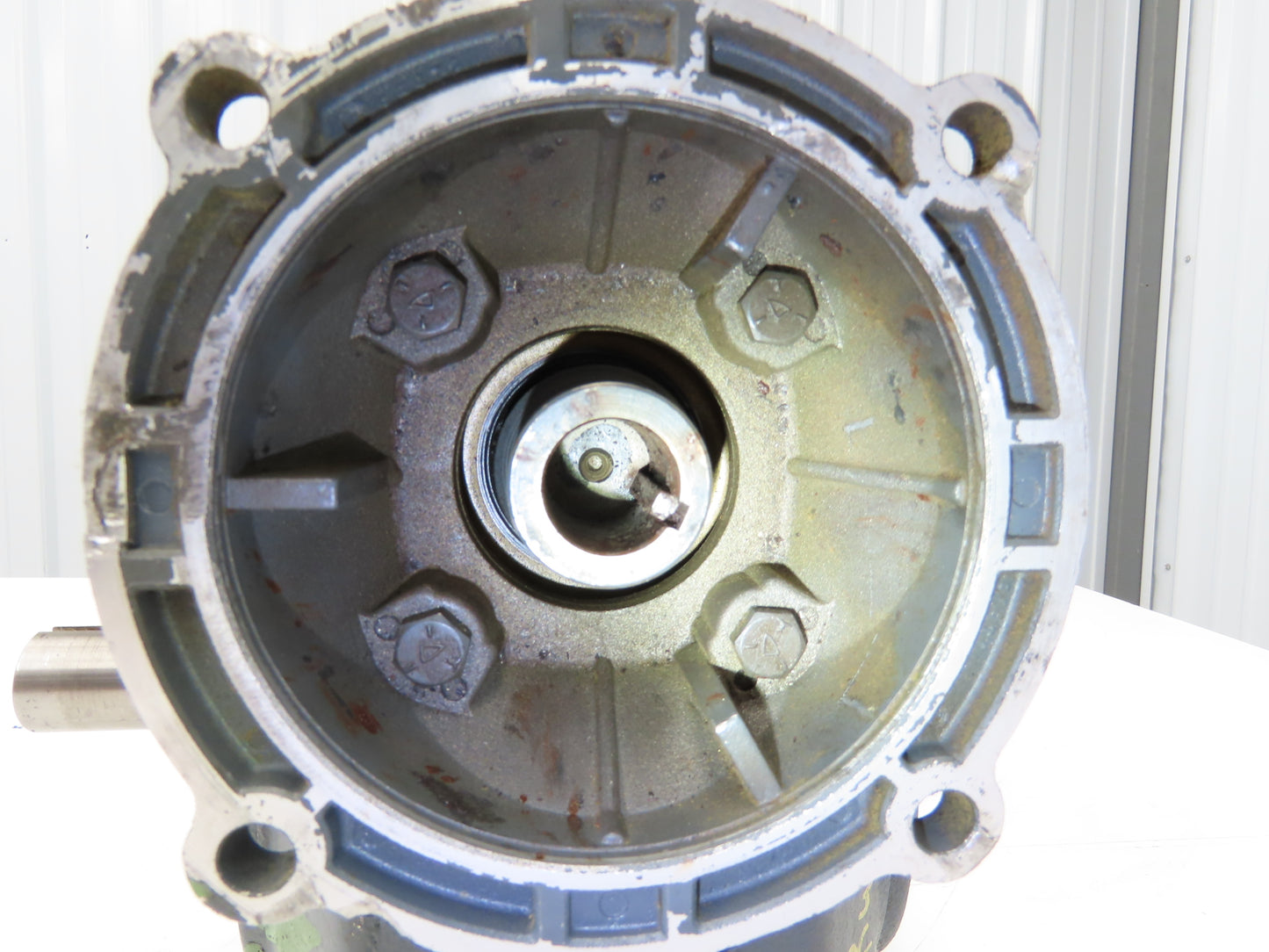 Boston Gear F732-40-B7-G Gearbox 40:1 Reducer 1.8Hp 44rpm 140TC LH Output