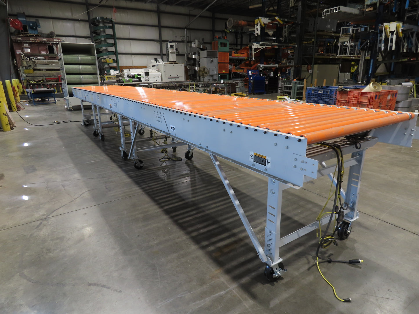 Roach 48"x 26' 9" Portable Roller Conveyor 115V Adj Speed O-Ring Belt Drive 44"H