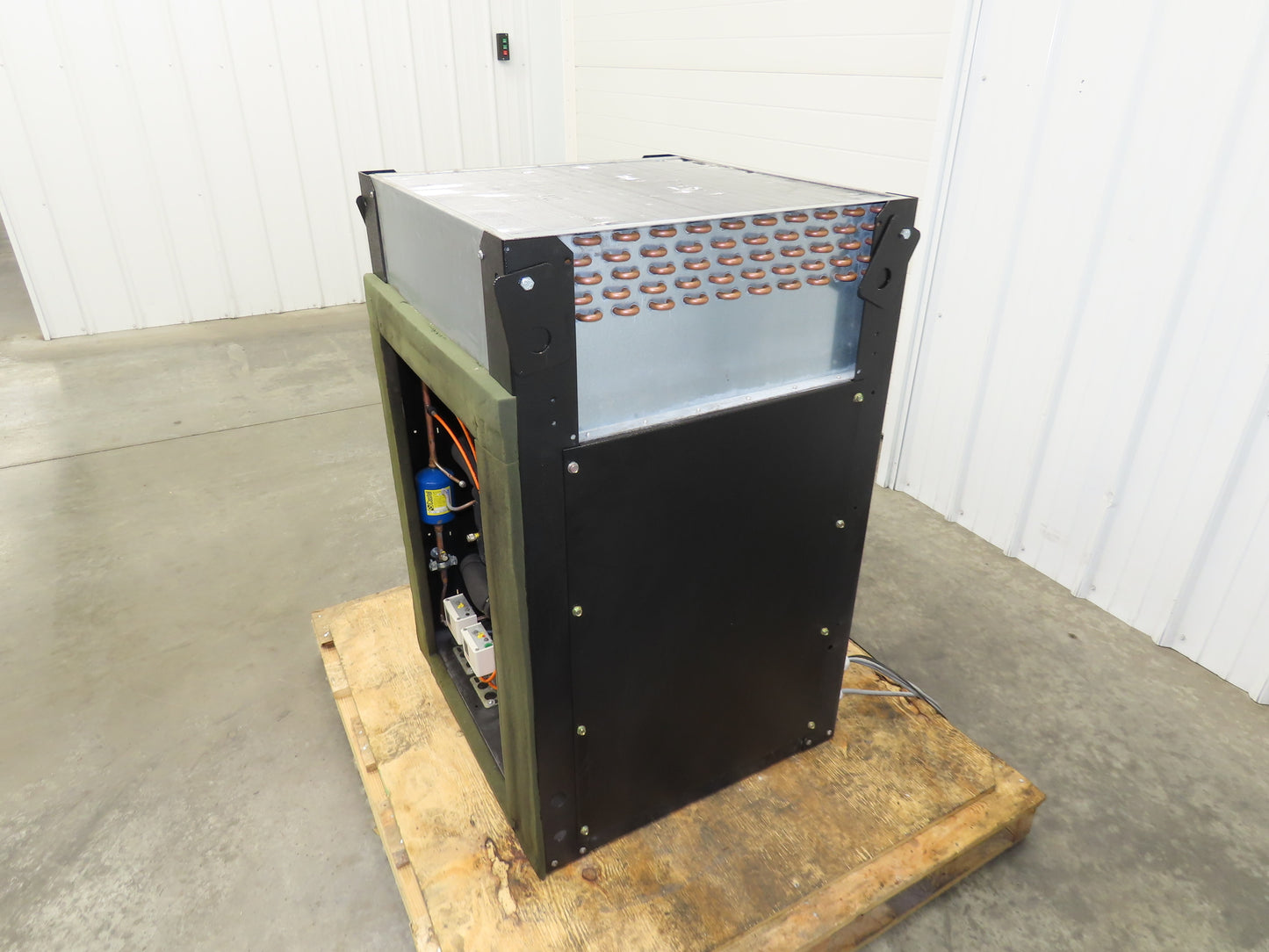 Ingersoll Rand R55-75 Air Compressor Refrigerant Air Dryer 490 SCFM 460V 3Ph IR