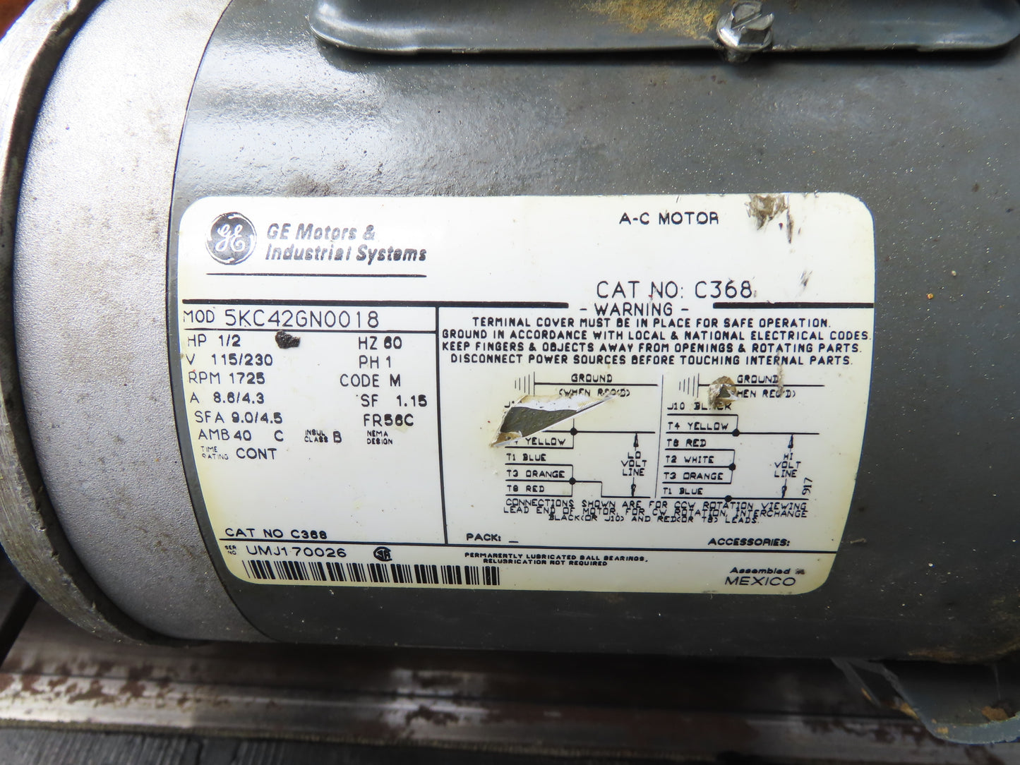 Hytrol 74"L Adj Incline Portable Parts Conveyor 18" Cleated Belt 115V 70FPM