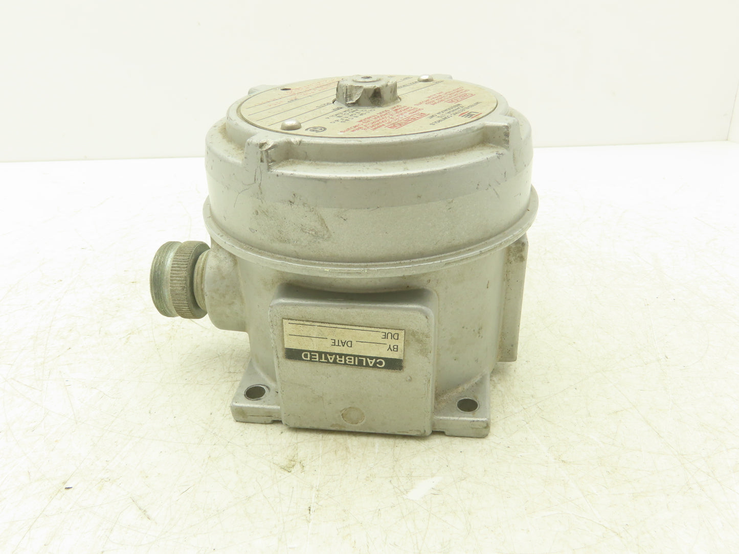 United Electric Controls J120K Pressure Switch 125VAC 456A 2/20PSID 3/4"NPT