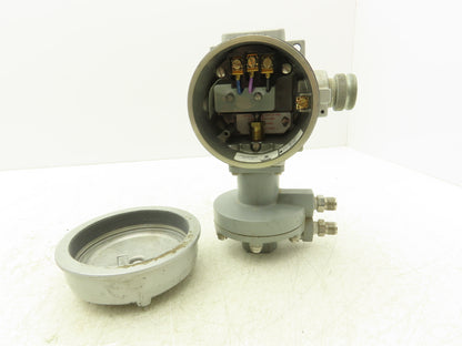 United Electric Controls J120K Pressure Switch 125VAC 456A 2/20PSID 3/4"NPT