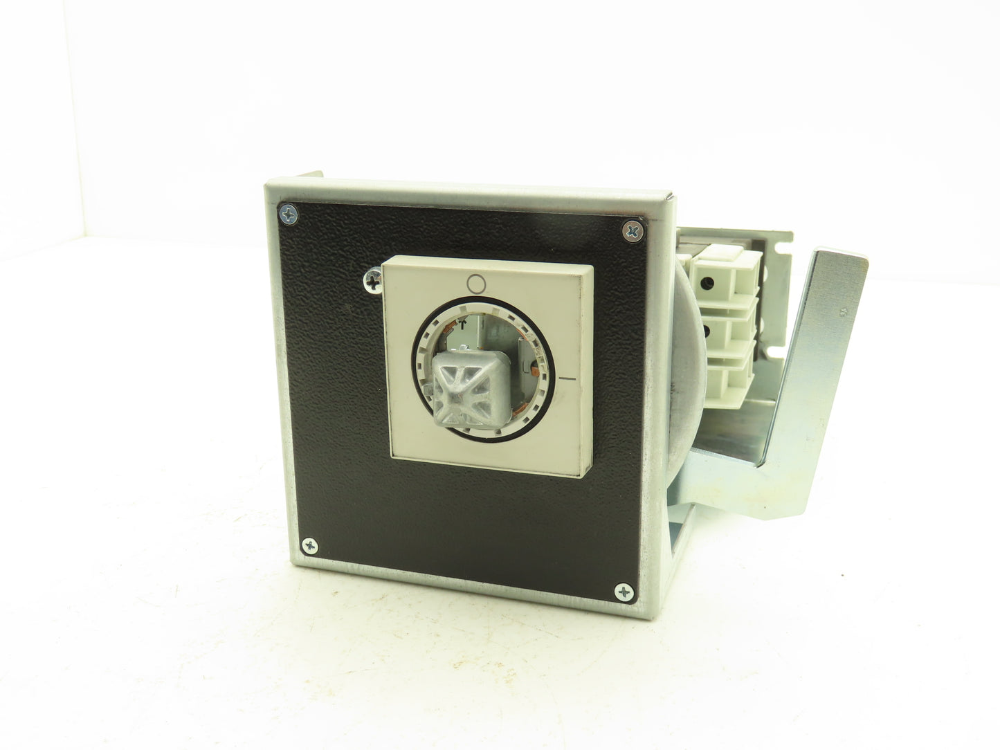 Siemens 3RV1946-2B Rotary Mechanism Circuit Breaker Interlock Kit Missing Knob