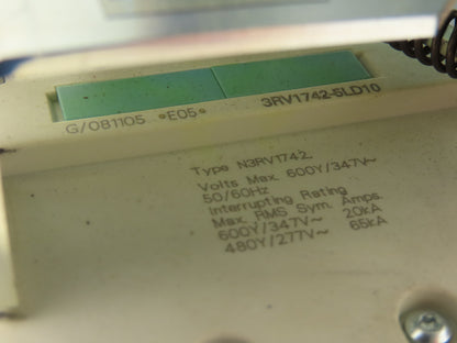 Siemens 3RV1946-2B Rotary Mechanism Circuit Breaker Interlock Kit Missing Knob