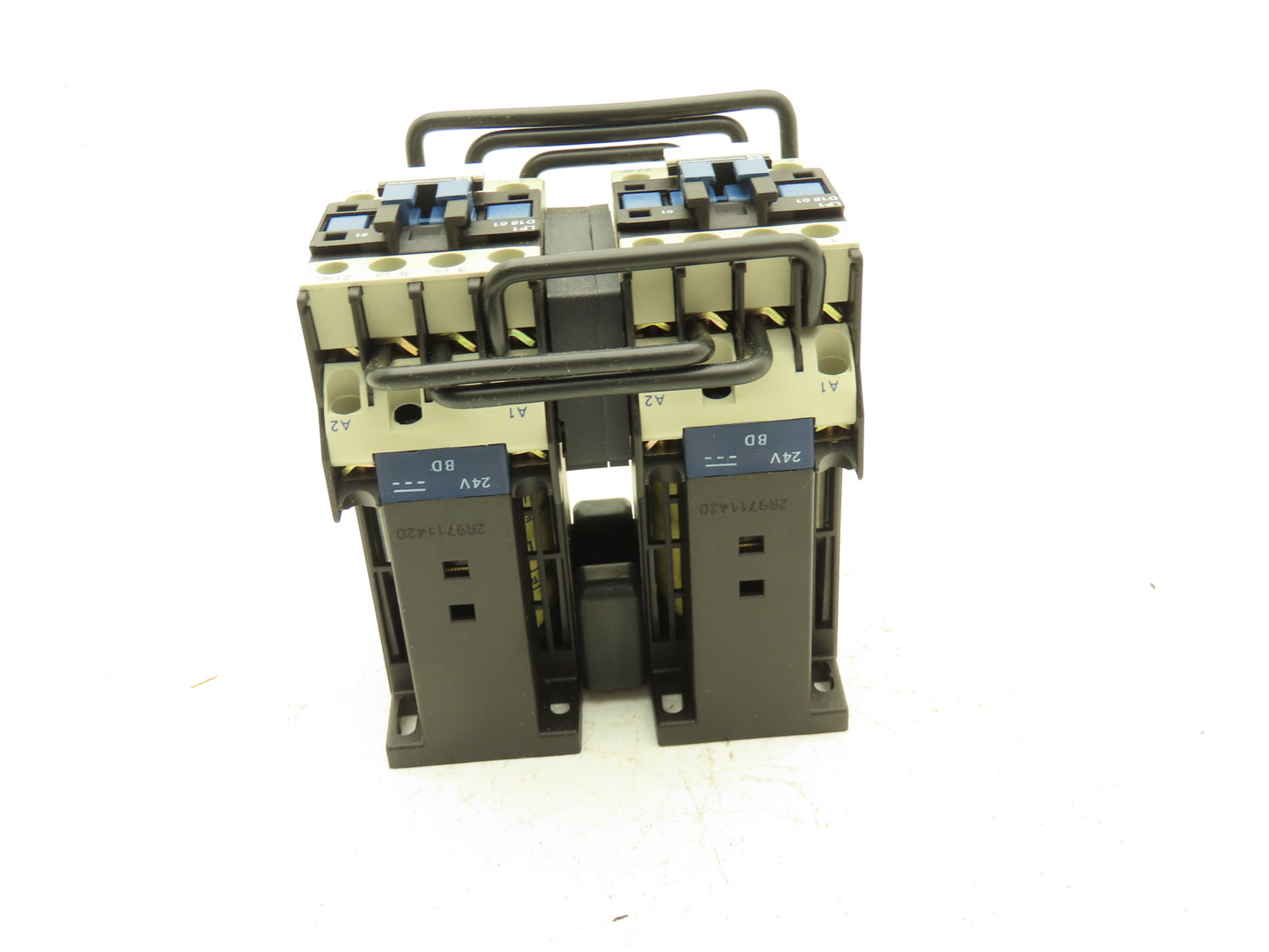 Telemecanique LP2 D1801BD Reversing Contactor 24VDC Coil 480V 3PH