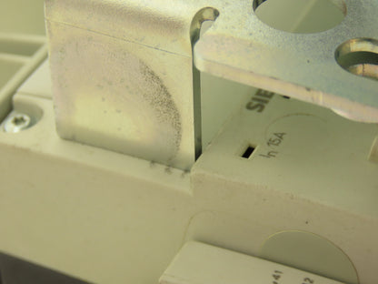 Siemens 3RV1946-2B Rotary Mechanism Circuited Breaker 15A Interlocking Kit