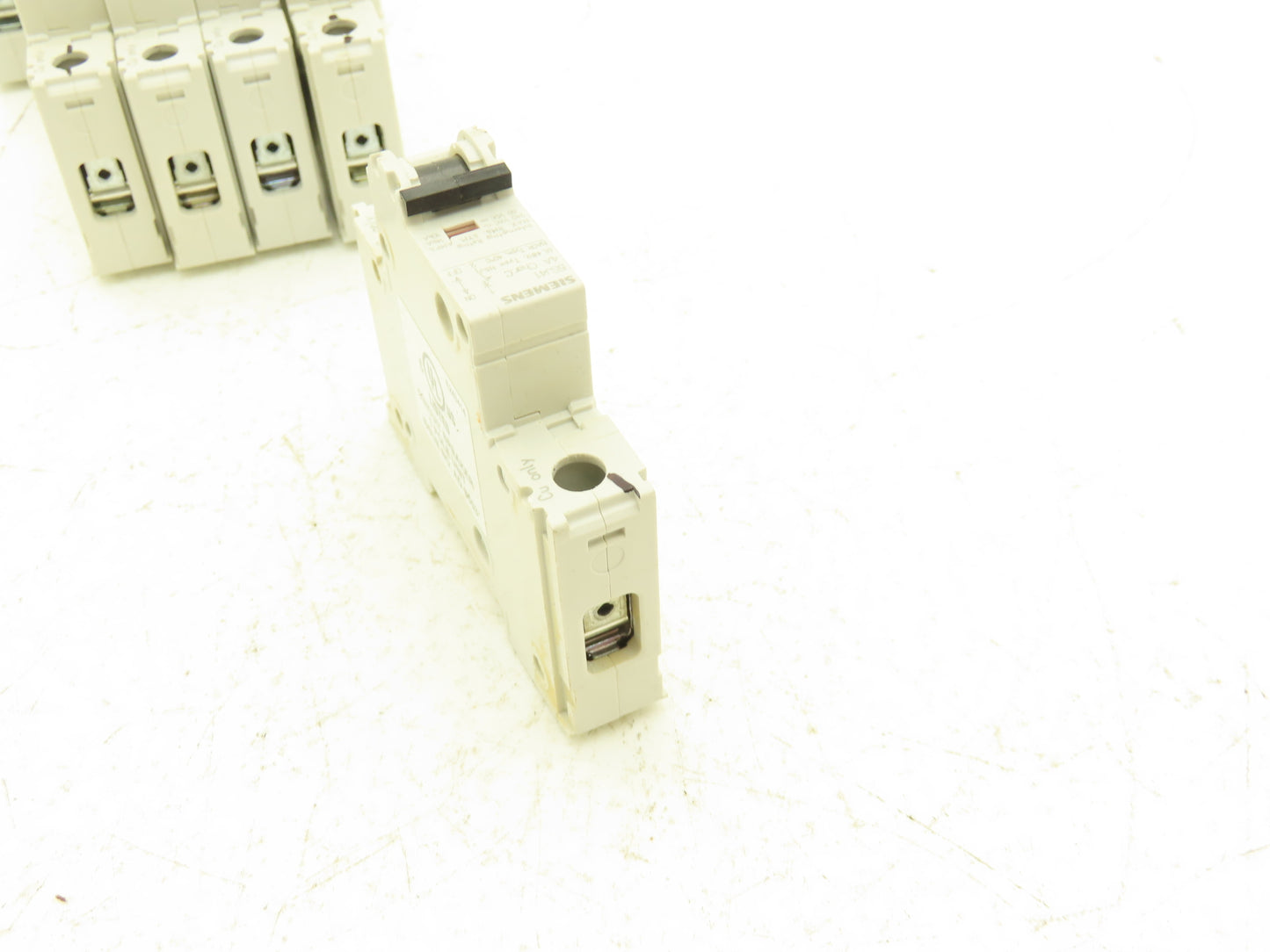 Siemens 5SJ4104-7HG40 Miniature Circuit Breaker 4A 240VAC 1 Pole Lot of 11